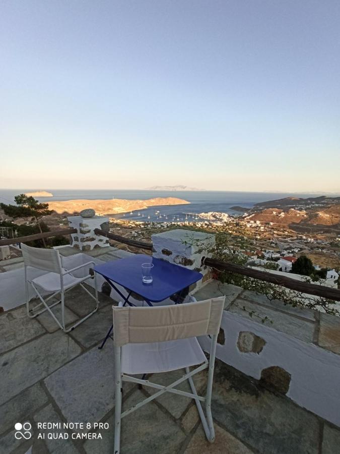 Traditional Stone House With Breathtaking View Serifos Town Exterior foto